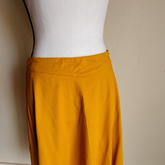 Mustard Yellow Skirt - Picture 3 of 4